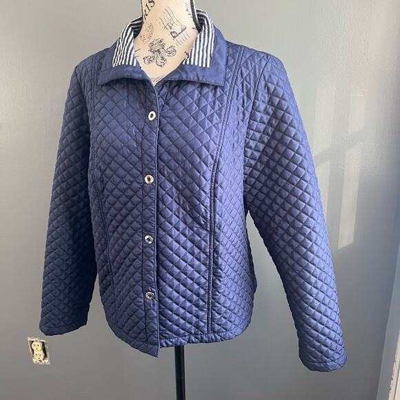 Chico’s dark blue/silver/white quilted snap button collared jacket with pockets - Picture 16 of 16